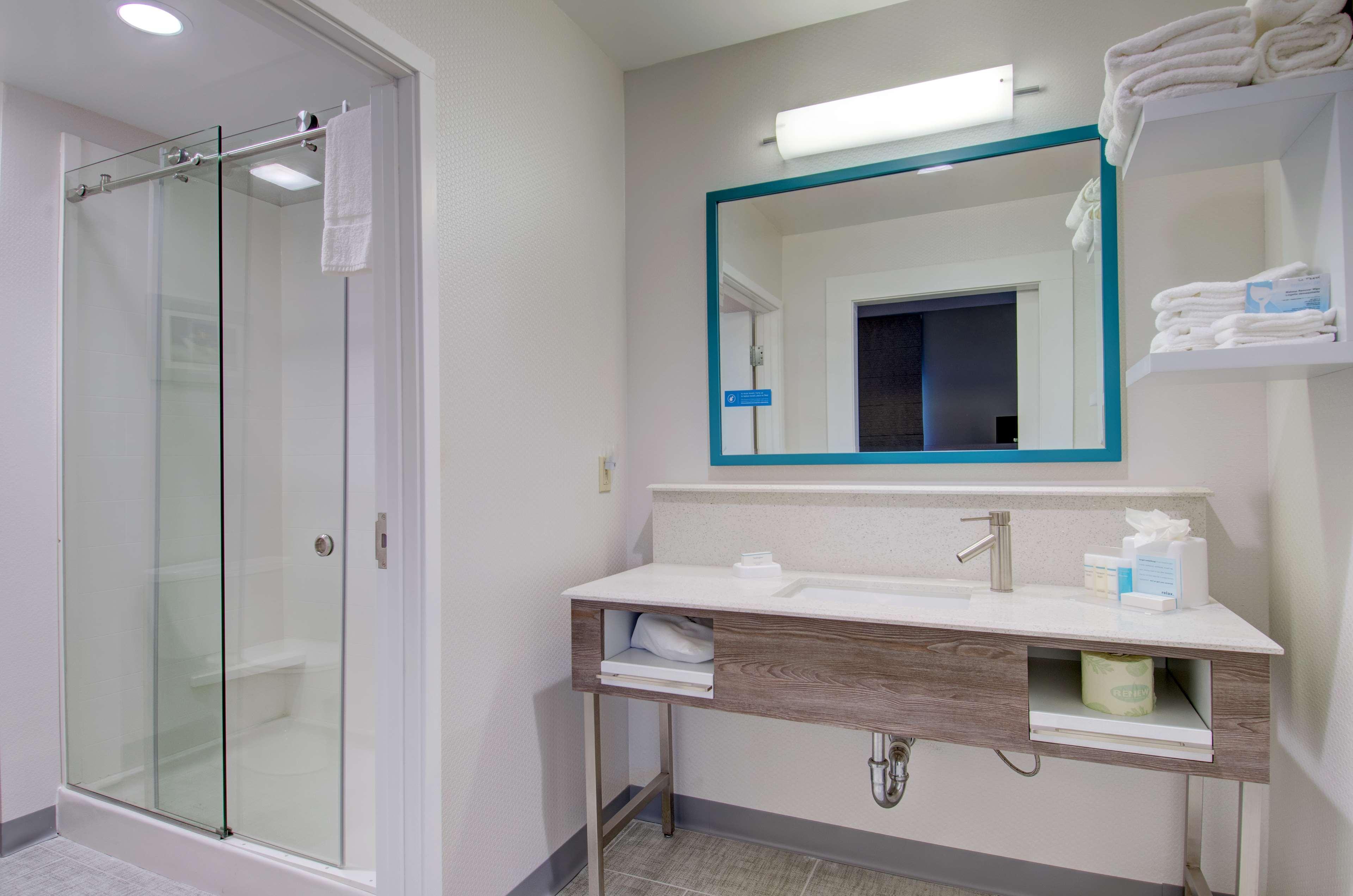 Hampton Inn & Suites Boston/Stoughton Exteriör bild