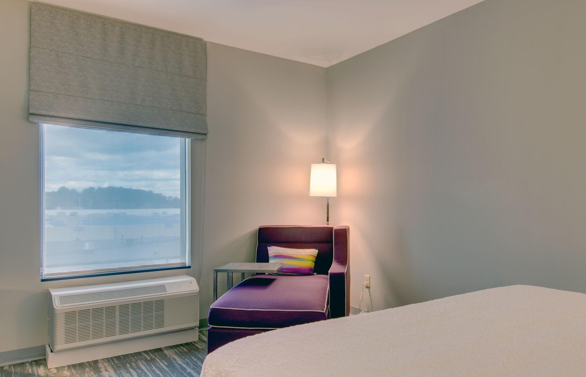 Hampton Inn & Suites Boston/Stoughton Exteriör bild